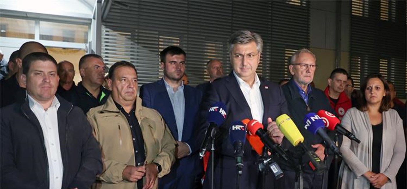 Plenković: Žalimo zbog strašne tragedije sudara vlakova kod Novske i izražavamo sućut obiteljima poginulih